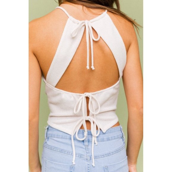 LE LIS HALTER CROP TOP - Picture 6 of 8